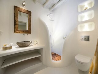 Villa Ornos Features 35
