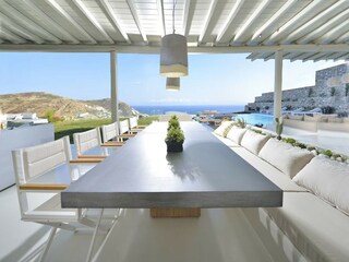 Villa Ornos Features 38