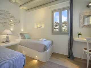 Villa Ornos Features 25