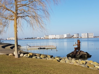 Binnensee mit Ferienzentrum