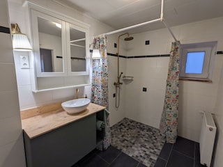 Badezimmer, Ferienhaus Hoffmanns Eden, Hkeil