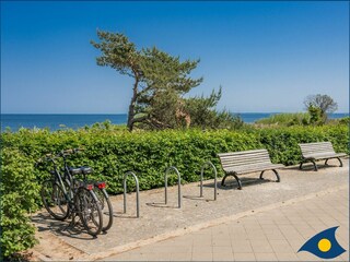 Promenade mit Meerblick