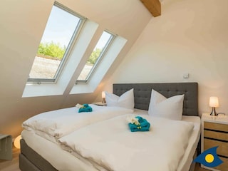 2. Schlafzimmer mit Doppelbett
