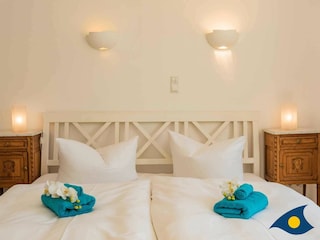 1. Schlafzimmer mit Doppelbett