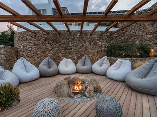 Villa Ornos Buitenaudio-opname 11