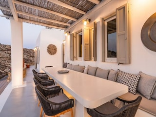 Villa Ornos Features 16