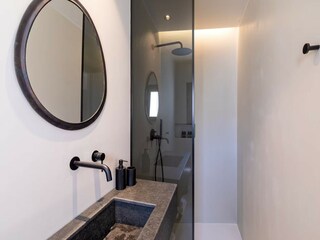Villa Welt Features 20