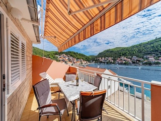 Appartement Brna Buitenaudio-opname 9