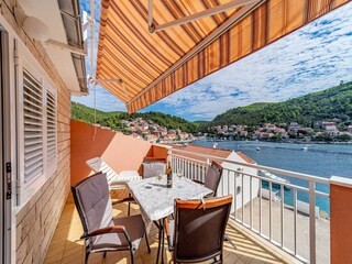 Appartement Brna Buitenaudio-opname 9