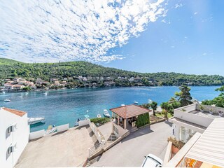 Appartement Brna Buitenaudio-opname 2