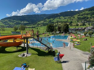 Gratis Schwimmbad
