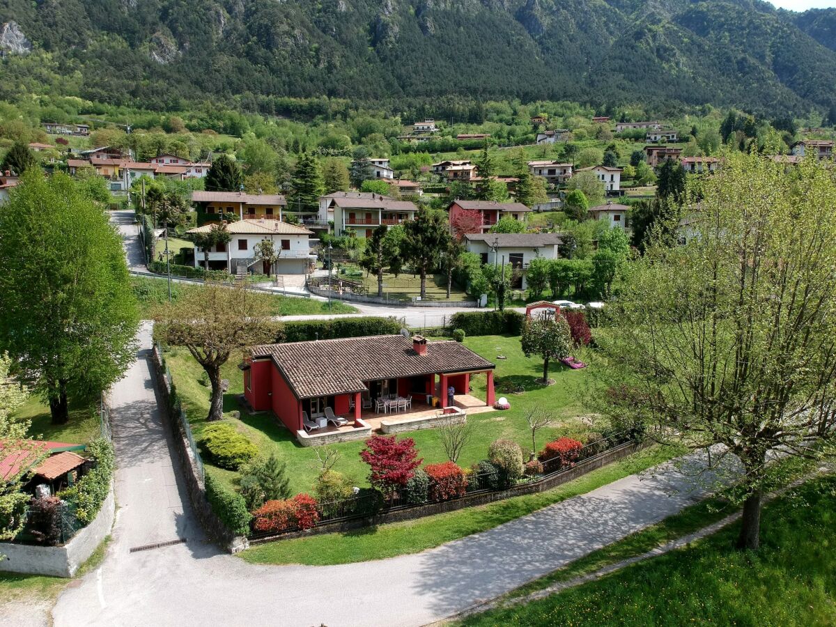 Villa Crone di Idro Grabación al aire libre 1