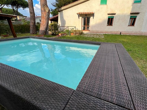 Villa Molletta a Punta Ala con piscina
