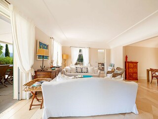 Villa Procchio Features 13