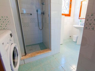 Bad mit Waschmeschine