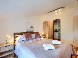 Apartment Galižana Ausstattung 18
