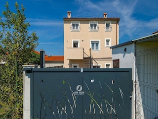 Apartment Galižana Außenaufnahme 5