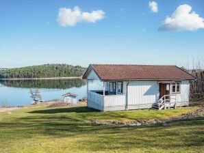 4 Sterne Ferienhaus in TJÖRN - Varekil - image1