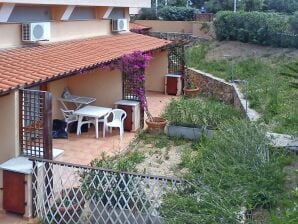 Parc de vacances Appartement dans la résidence de vacances Il Nido dei Gabbiani, Porto Pollo - Porto Pollo - image1