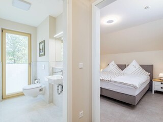 Gäste-WC und 1.SZ - Innenbild