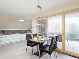 Essbereich und EBK - Innenbild