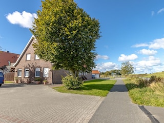 Wunderschön gelegenes Apartmenthaus mit einzelnen Ferienwohnungen in direkter Nähe zu Dornumersie...