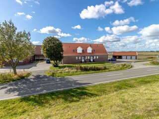 Wunderschön gelegenes Apartmenthaus mit einzelnen Ferienwohnungen in direkter Nähe zu Dornumersie...