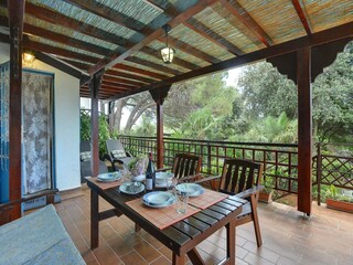 Maison de vacances Banjole Enregistrement extérieur 3