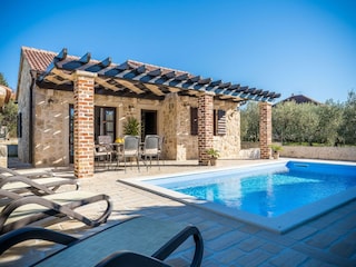 Ferienhaus Sukošan Außenaufnahme 4