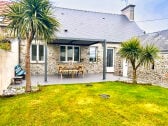 Garden Terrace with sun shade