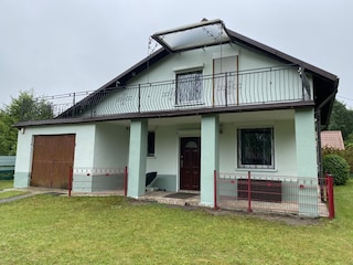 Vorderseite des Hauses