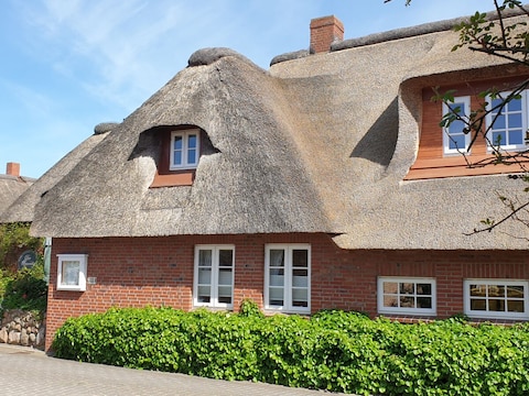 Holiday apartment "ual skinne" - Brarenhof