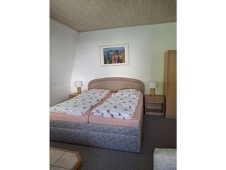 Wohn-Schlafzimmer 2 mit Bad
