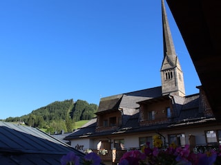 Blich vom balkon auf die Kirche