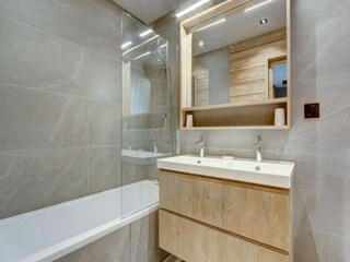 Apartment Morzine  13