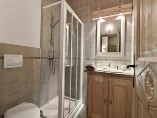 Appartement Morzine Buitenaudio-opname 12