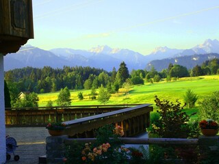 Panoramaaussicht und große Südterrasse