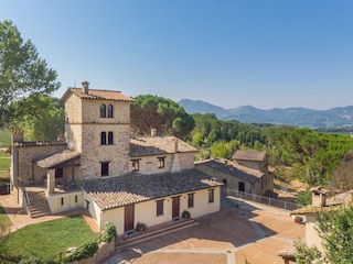 Appartement Città di Castello Buitenaudio-opname 12