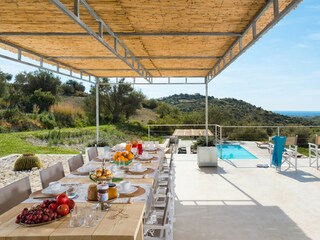 Villa Noto Outdoor Recording 2