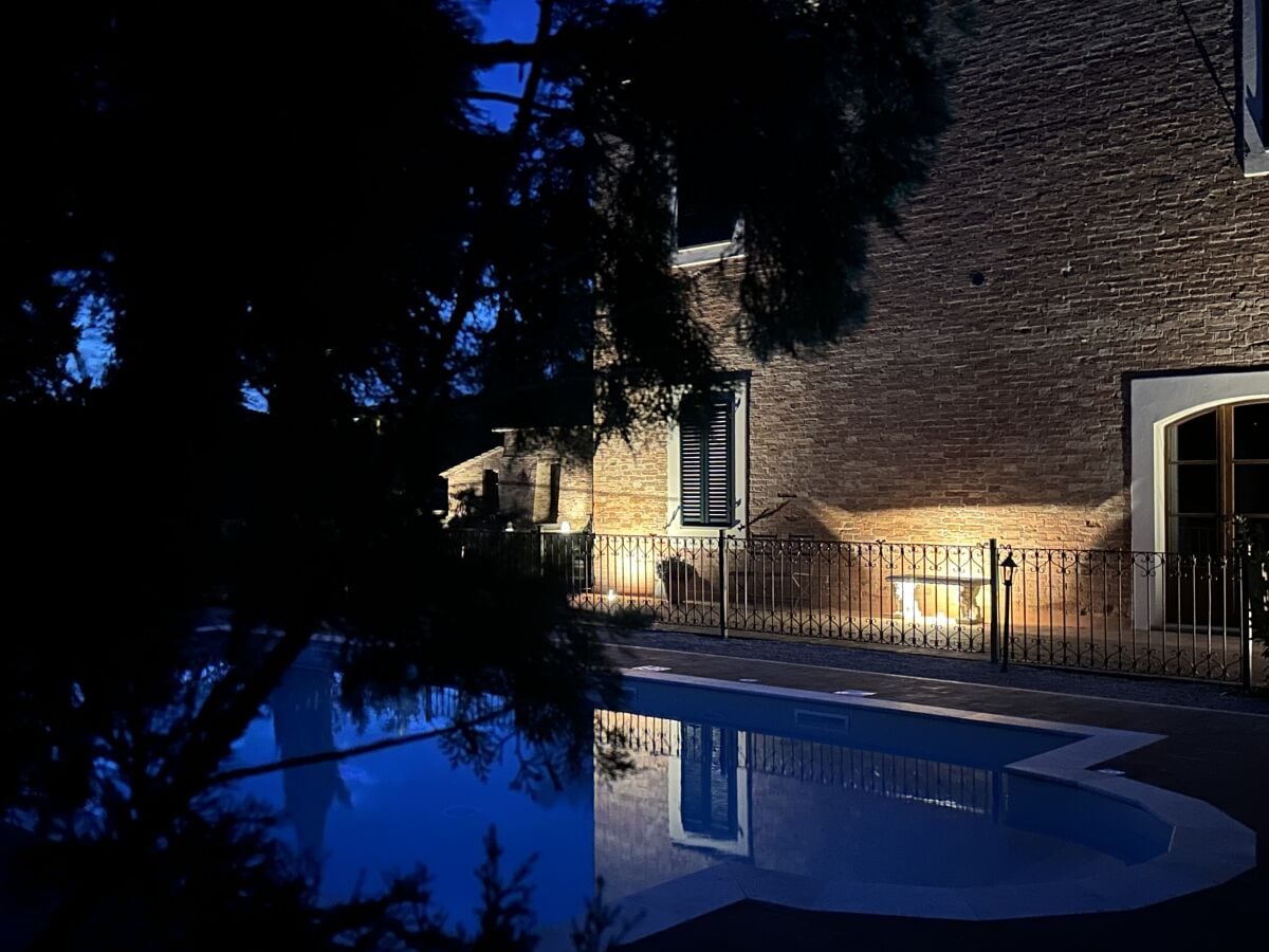 Fornace Del Conte - Abendstimmung am Pool