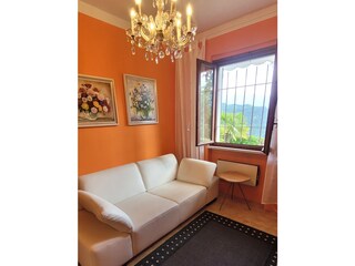 Wohnzimmer mit Schlafcouch