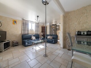 Villa Carpentras Features 26