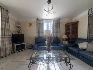 Villa Carpentras Features 27