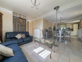 Villa Carpentras Features 29