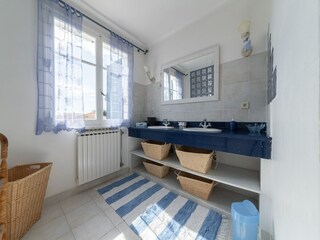 Villa Carpentras Features 23