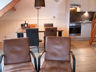 Appartement Domburg Woonkamer 7