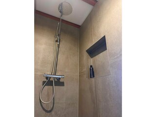 Appartement Domburg Badkamer 10