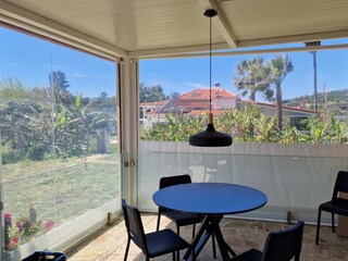 Eco Banana Home Finikounda - überdachte Terrasse