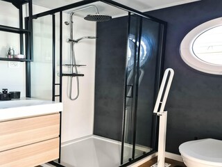 Maison flottante Podamirowo Équipement 18
