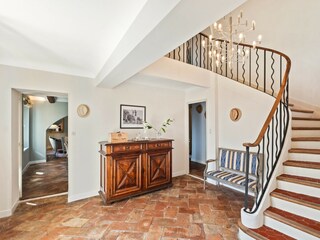 Villa Grasse Features 16